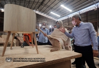 09 APRIL 2022 - YBM MENGADAKAN LAWATAN KERJA KE KILANG PERABOT DYNAMIC FURNITURE INDUSTRIES SDN BHD_3