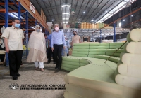 09 APRIL 2022 - YBM MENGADAKAN LAWATAN KERJA KE KILANG PERABOT DYNAMIC FURNITURE INDUSTRIES SDN BHD_5