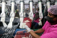 14 APRIL 2022 - YBM MENGADAKAN  LAWATAN RASMI KE KILANG MEDITECH GLOVES SDN BHD DI NILAI_7