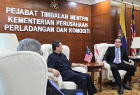 Kunjungan Hormat ke atas YB Dato’ Sri Dr. Wee Jeck Seng oleh Suruhanjaya Tinggi Singapura di KPPK Putrajaya_3