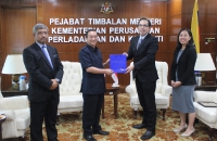 Kunjungan Hormat ke atas YB Dato’ Sri Dr. Wee Jeck Seng oleh Suruhanjaya Tinggi Singapura di KPPK Putrajaya_6