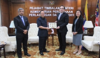 Kunjungan Hormat ke atas YB Dato’ Sri Dr. Wee Jeck Seng oleh Suruhanjaya Tinggi Singapura di KPPK Putrajaya_9