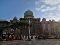 Majlis Pelancaran Bulan Kebangsaan dan Kibar Jalur Gemilang 2020 di Dataran Perdana, Bangunan Putra, Putrajaya_1