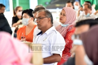 Majlis Pelancaran Program Perladangan Komuniti Bersama Persatuan Pekilang Panel Malaysia (MPMA) Dengan Kerjasama Institut Penyelidikan Perhutanan Malaysia (FRIM) di Syarikat Plus Intervest Sdn. Bhd., Batu Kikir, Ulu Jempol, Negeri Sembilan