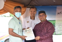 Majlis Penyampaian Bantuan Prihatin Kenaf Peringkat Negeri Pahang di Kampung Merchong, Pekan Pahang _6