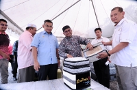 Majlis Penyampaian Bantuan Prihatin Kenaf Peringkat Negeri Terengganu di Balai Raya Kampung Guntung Dalam, Setiu, Terengganu_1