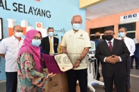 Majlis Penyerahan Sumbangan Mesin Ventilator dan Test Kit COVID-19 di Hospital Besar Selayang, Selayang, Selangor_8