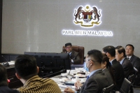 Pertemuan YB Menteri KPPK Bersama dengan Pengurusan Tertinggi Syarikat Pengeluar Sarung Tangan Getah Terbesar Dunia, Top Glove Corporation Bhd di Parlimen, Kuala Lumpur_1