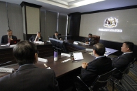 Pertemuan YB Menteri KPPK Bersama dengan Pengurusan Tertinggi Syarikat Pengeluar Sarung Tangan Getah Terbesar Dunia, Top Glove Corporation Bhd di Parlimen, Kuala Lumpur_4