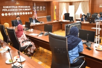 Sesi Pertemuan YBhg KSU Bersama Wakil Kumpulan Pelaksana Kementerian Perusahaan Perladangan dan Komoditi di Bilik Mesyuarat Nyatoh, KPPK, Putrajaya_18