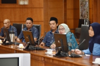 Sesi Pertemuan YBhg KSU Bersama Wakil Kumpulan Pelaksana Kementerian Perusahaan Perladangan dan Komoditi di Bilik Mesyuarat Nyatoh, KPPK, Putrajaya_2