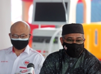 YBM Dato' Dr Mohd Khairuddin Aman Razali Melancarkan Program  Bantuan Prihatin MRC Bersama Pertubuhan Amal Perubatan Ibnu Sini Malaysia (PAPISMA) di Hospital Kajang